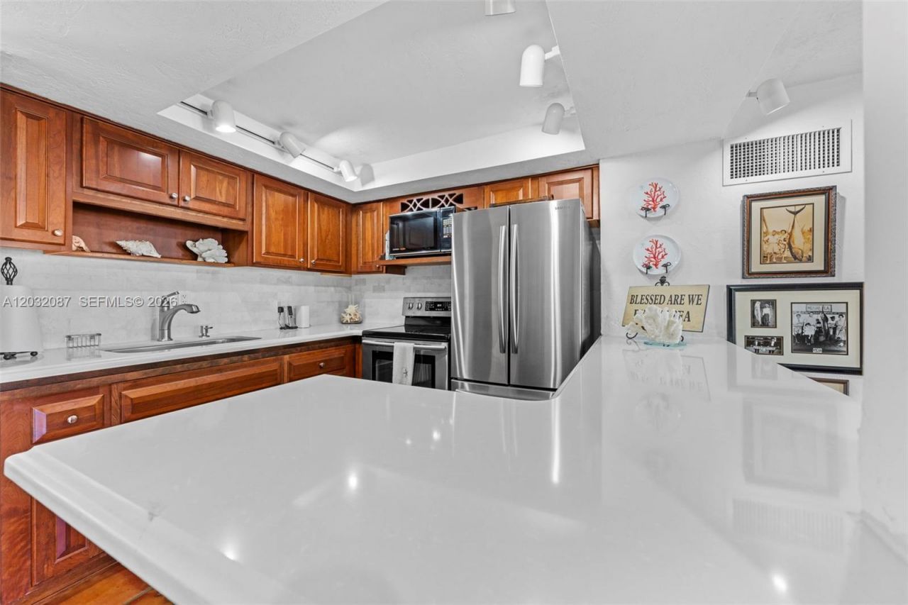 88110 Overseas Hwy, Islamorada, FL 33036 Photo