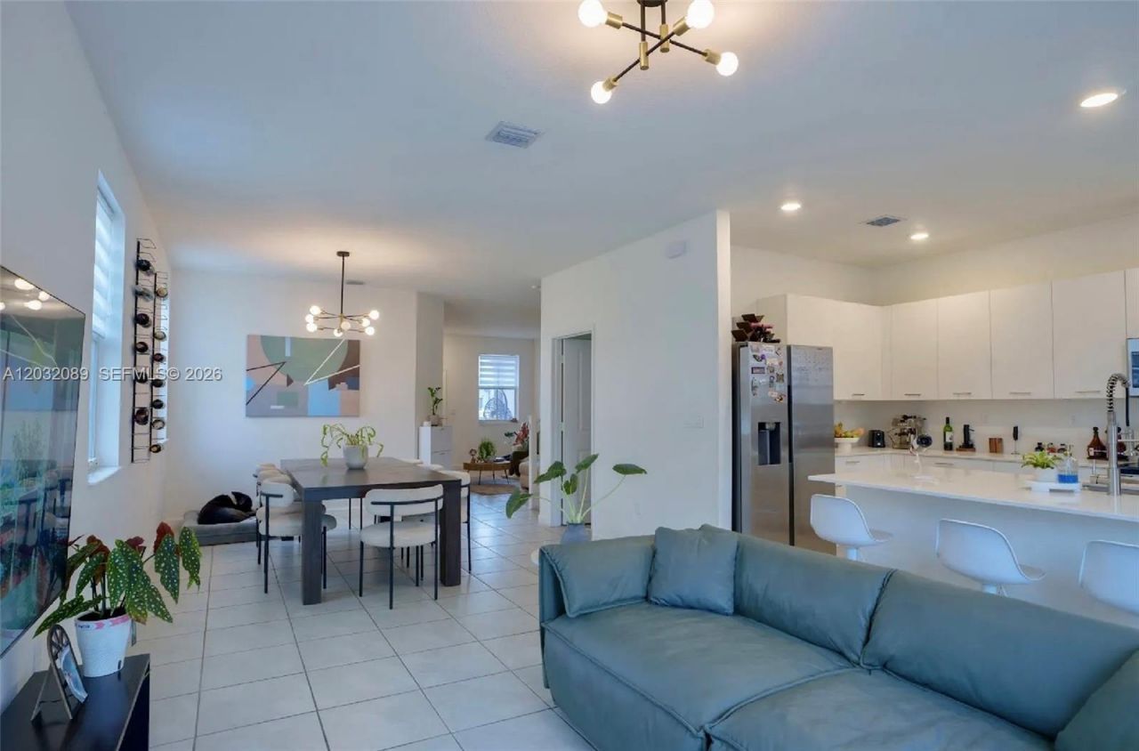 12688 NW 23rd Pl , Miami, FL 33167 Photo