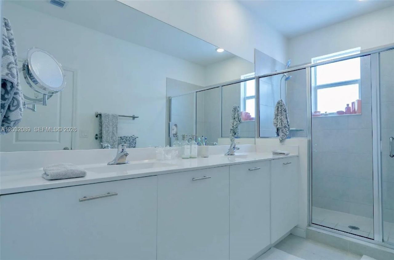12688 NW 23rd Pl , Miami, FL 33167 Photo