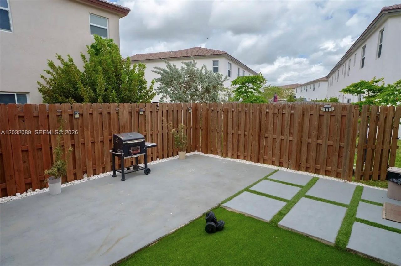 12688 NW 23rd Pl , Miami, FL 33167 Photo