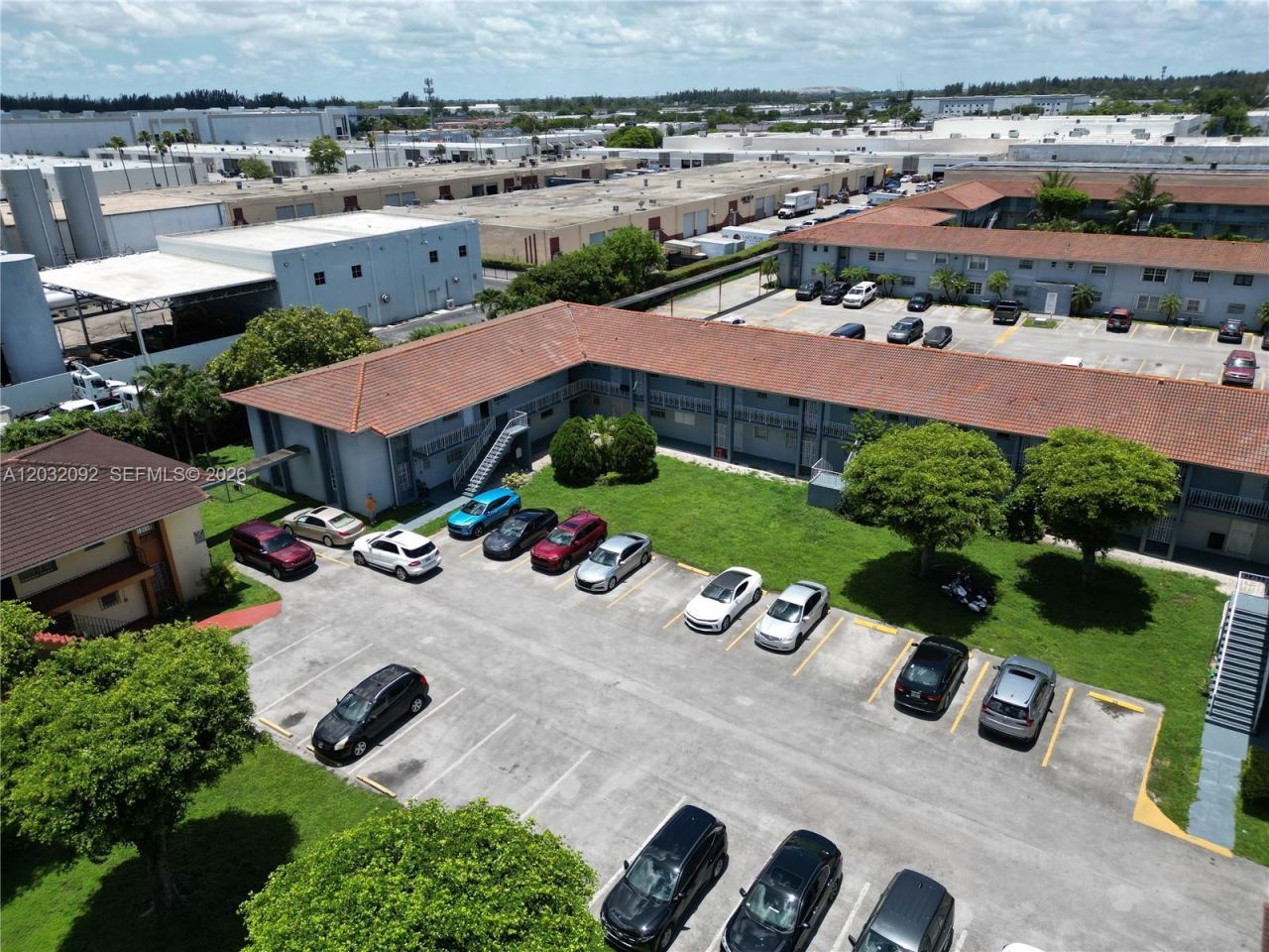 4050 NW 135th St, Unit 15-11, Opa Locka, FL 33054 Main Photo