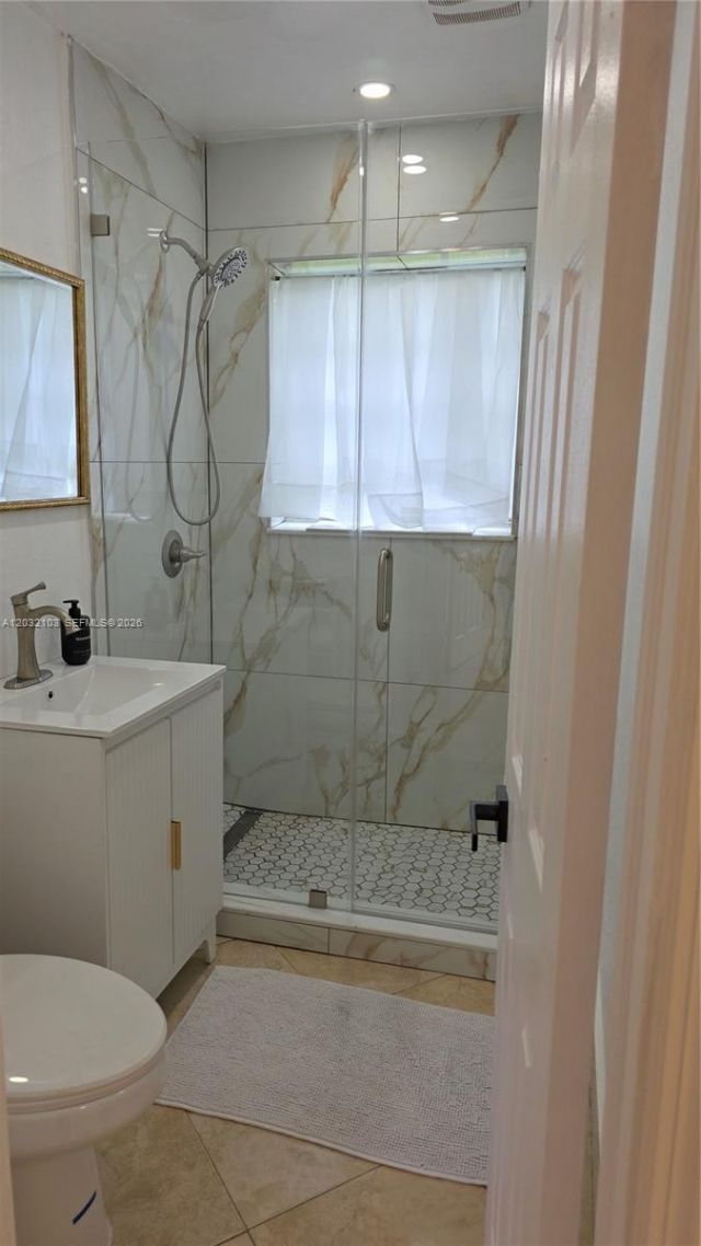 313 SW 2nd Ter , Hallandale Beach, FL 33009 Photo
