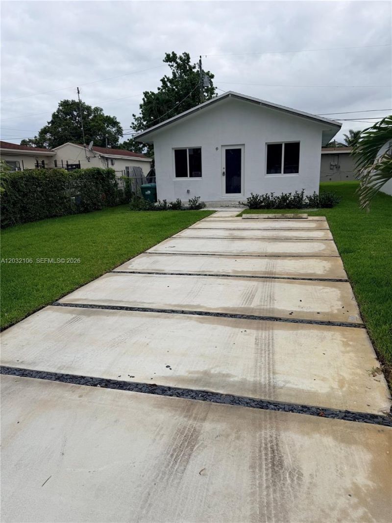 1181 NW 100th St, Miami, FL 33150 Photo