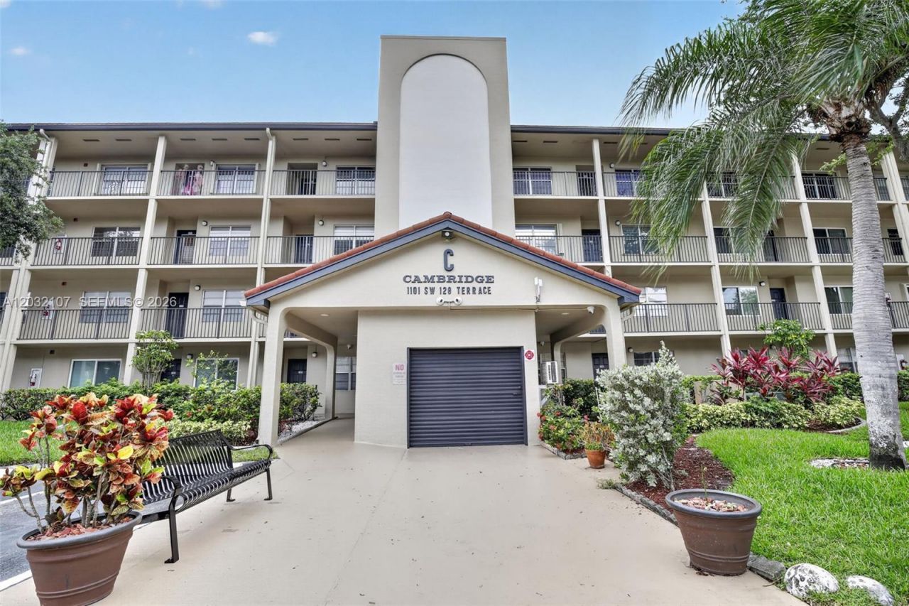 1101 SW 128th Ter , Unit 409C, Pembroke Pines, FL 33027 Photo
