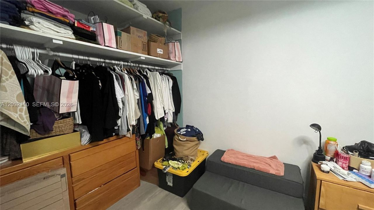 1043 NW 2nd St , Unit 2, Miami, FL 33128 Photo