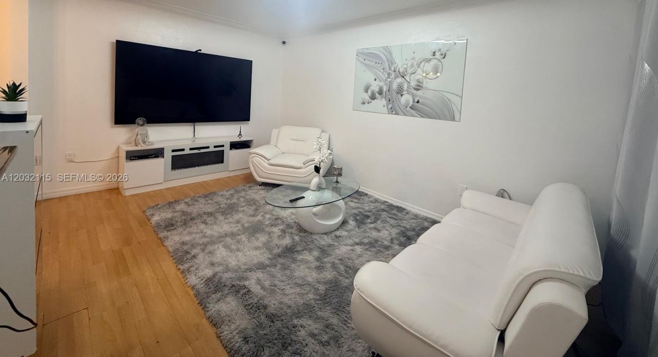 900 Euclid Ave , Unit 18, Miami Beach, FL 33139 Photo