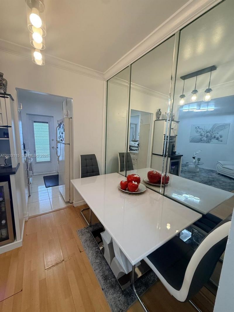 900 Euclid Ave , Unit 18, Miami Beach, FL 33139 Photo