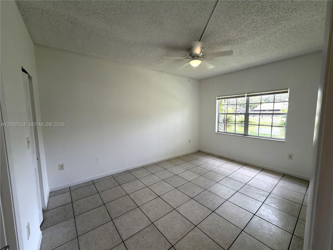 1701 NW 96th Ter, Unit 1J, Pembroke Pines, FL 33024 Photo