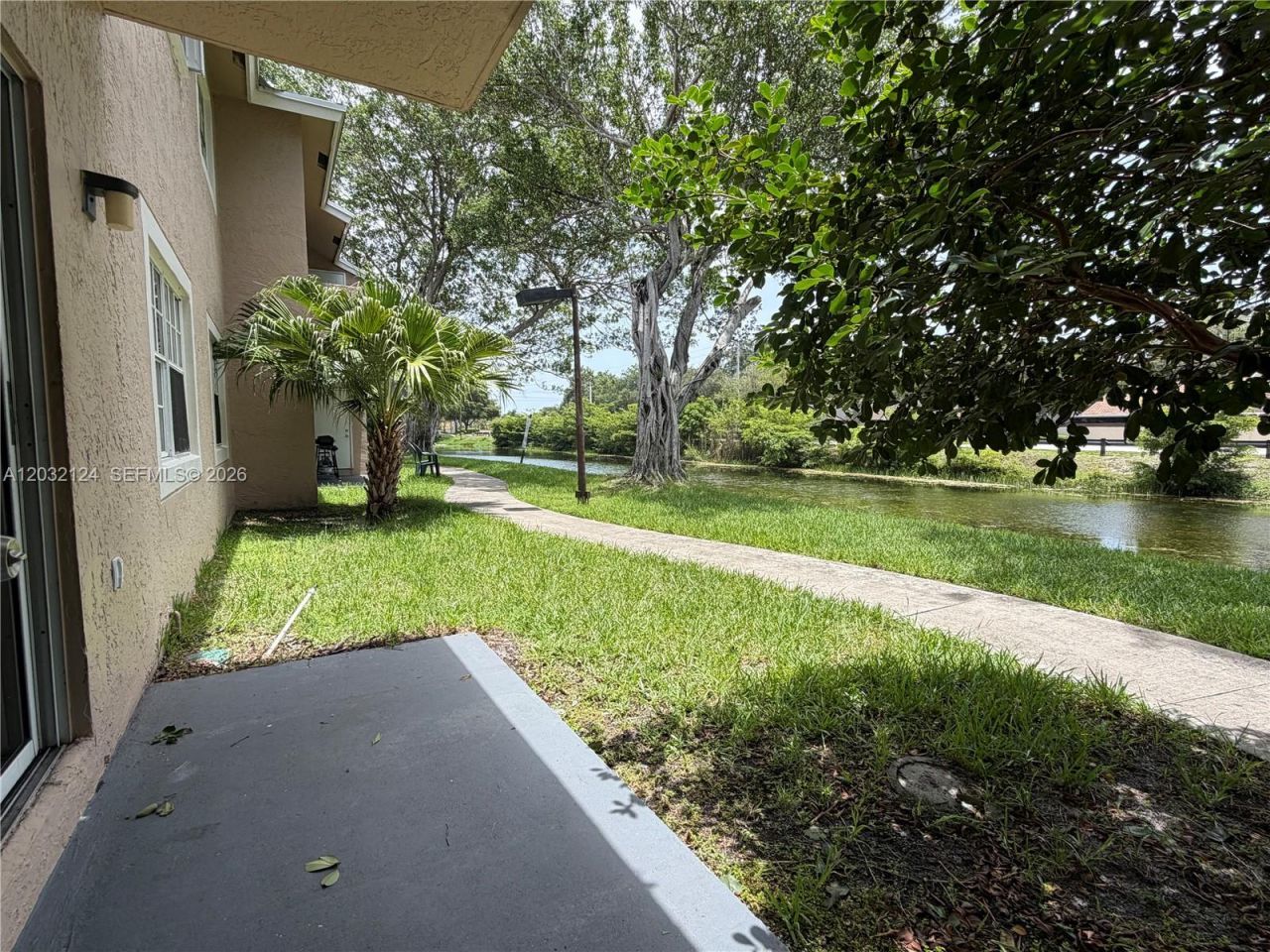 1701 NW 96th Ter, Unit 1J, Pembroke Pines, FL 33024 Photo
