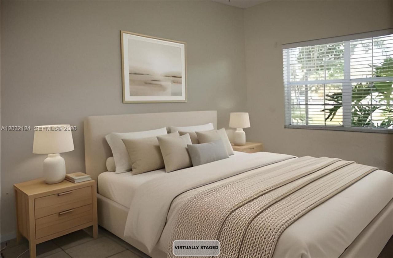 1701 NW 96th Ter , Unit 1J, Pembroke Pines, FL 33024 Photo