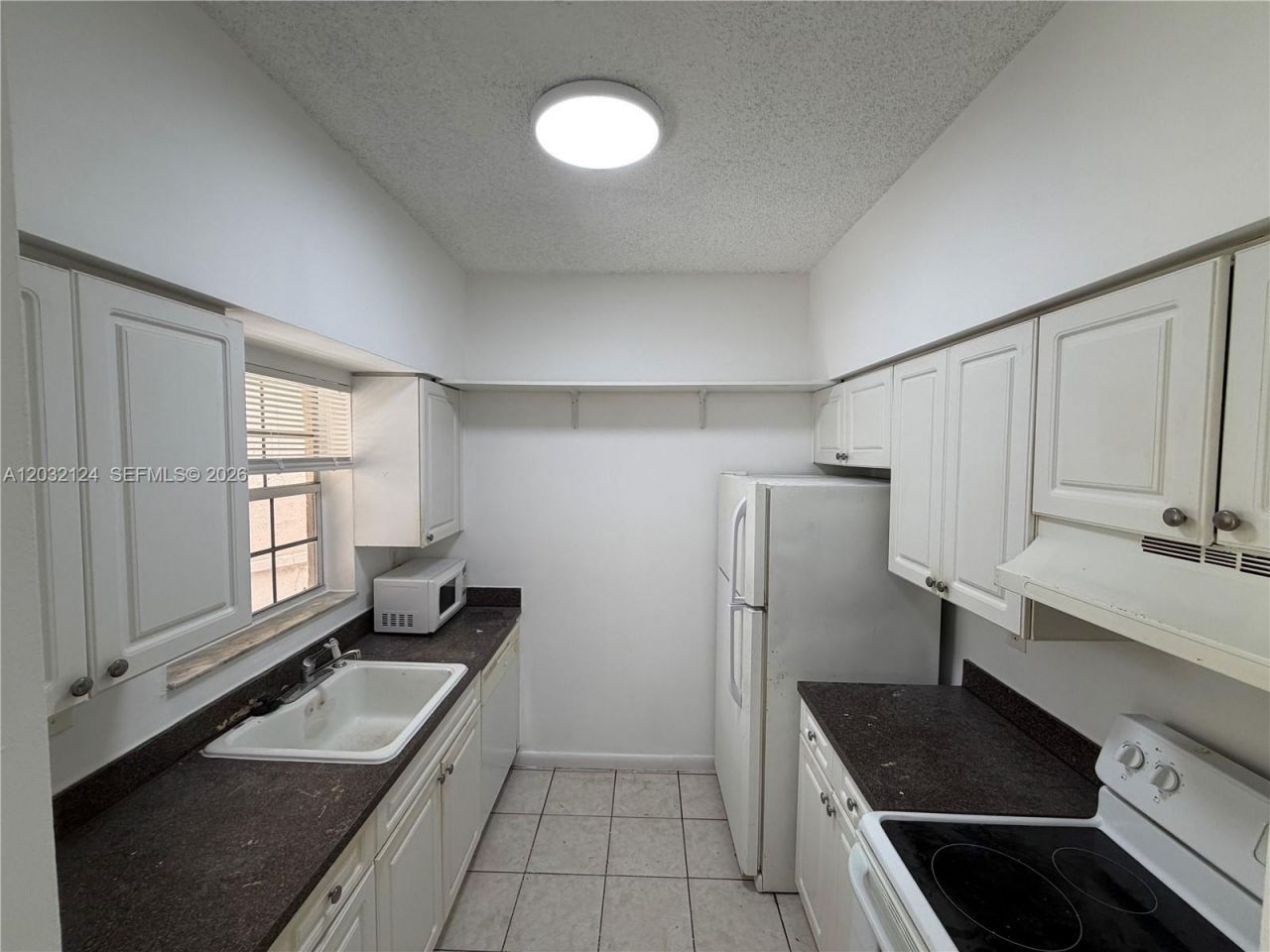1701 NW 96th Ter, Unit 1J, Pembroke Pines, FL 33024 Photo