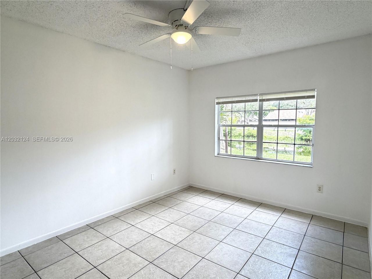 1701 NW 96th Ter, Unit 1J, Pembroke Pines, FL 33024 Photo