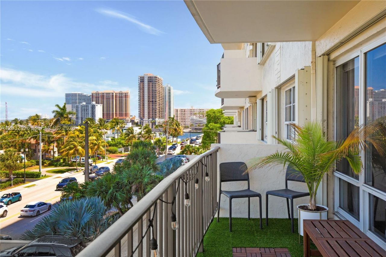 2500 E Las Olas Blvd , Unit 408, Fort Lauderdale, FL 33301 Photo