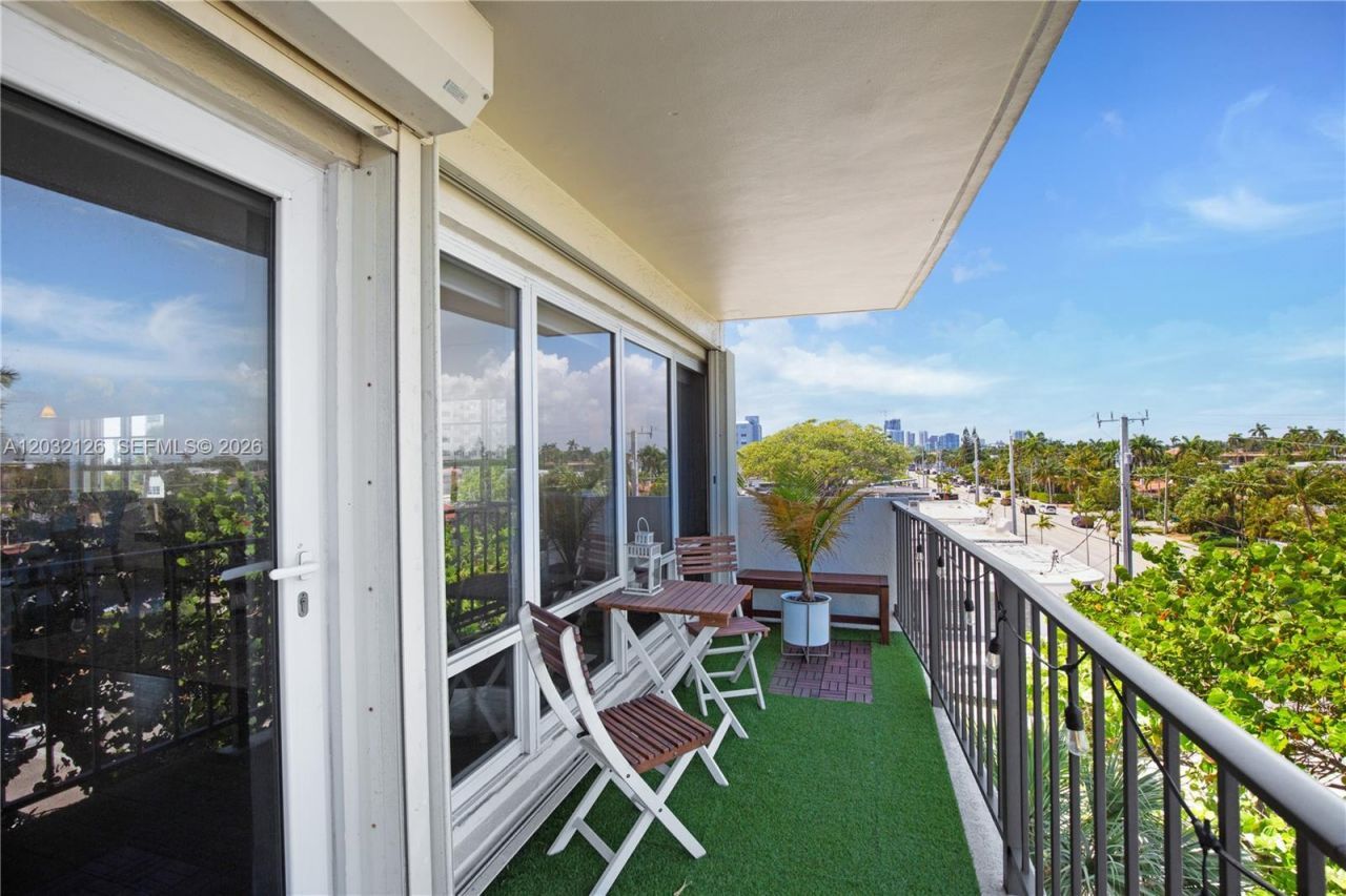 2500 E Las Olas Blvd , Unit 408, Fort Lauderdale, FL 33301 Photo