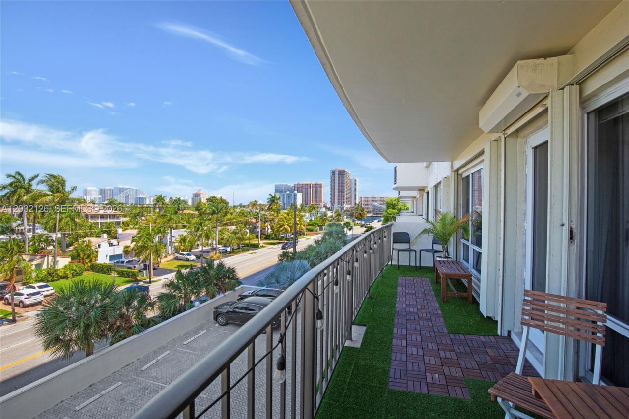 2500 E Las Olas Blvd , Unit 408, Fort Lauderdale, FL 33301 Photo