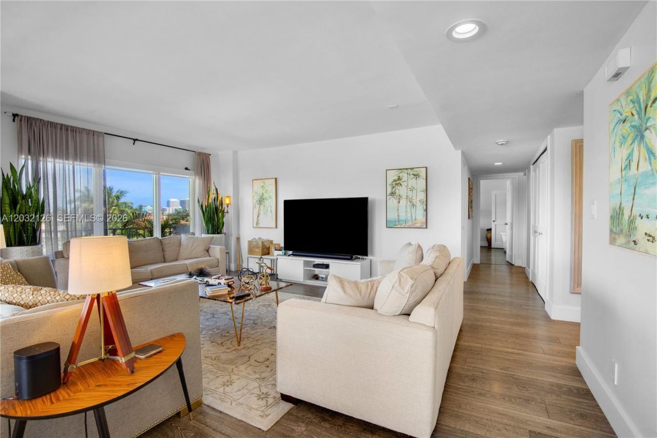 2500 E Las Olas Blvd , Unit 408, Fort Lauderdale, FL 33301 Photo