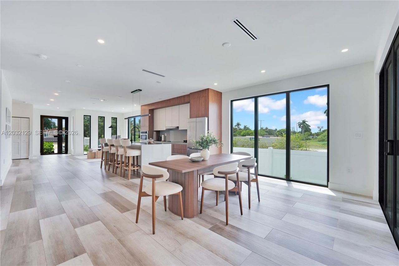 2665 Johnson St, Hollywood, FL 33020 Photo