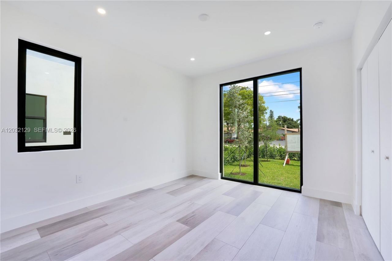 2665 Johnson St, Hollywood, FL 33020 Photo