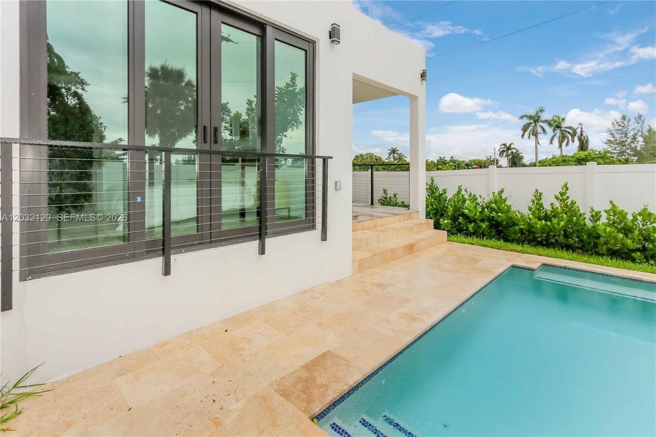 2665 Johnson St, Hollywood, FL 33020 Photo