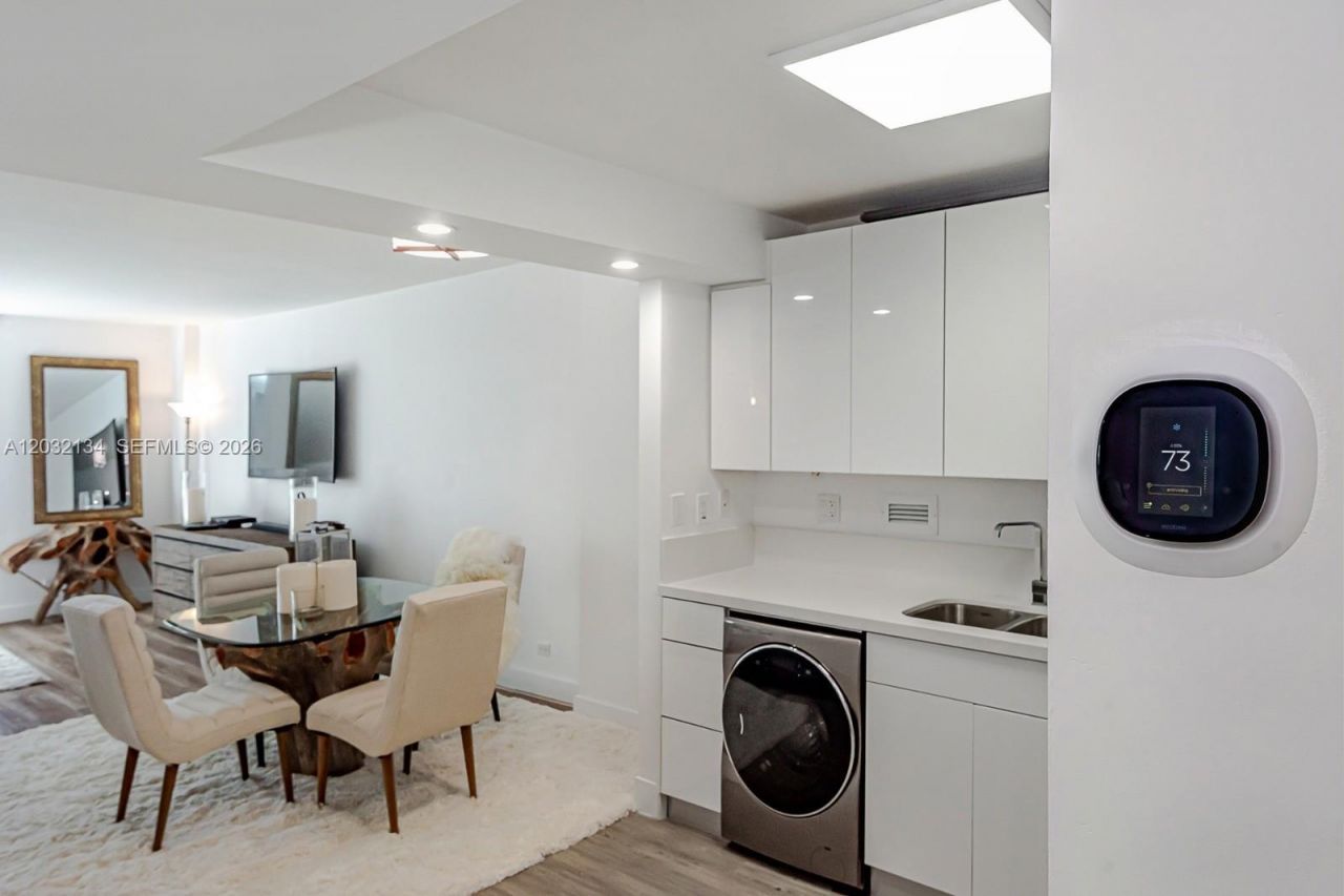 2301 Collins Ave, Unit 843, Miami Beach, FL 33139 Photo