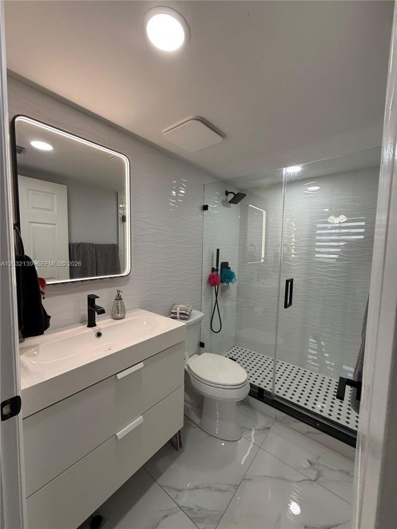 14930 SW 82nd Ter, Unit 16-405, Miami, FL 33193 Photo