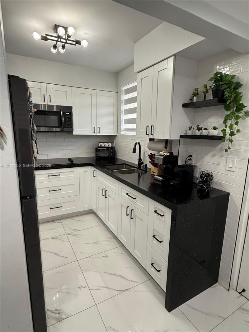 14930 SW 82nd Ter, Unit 16-405, Miami, FL 33193 Photo