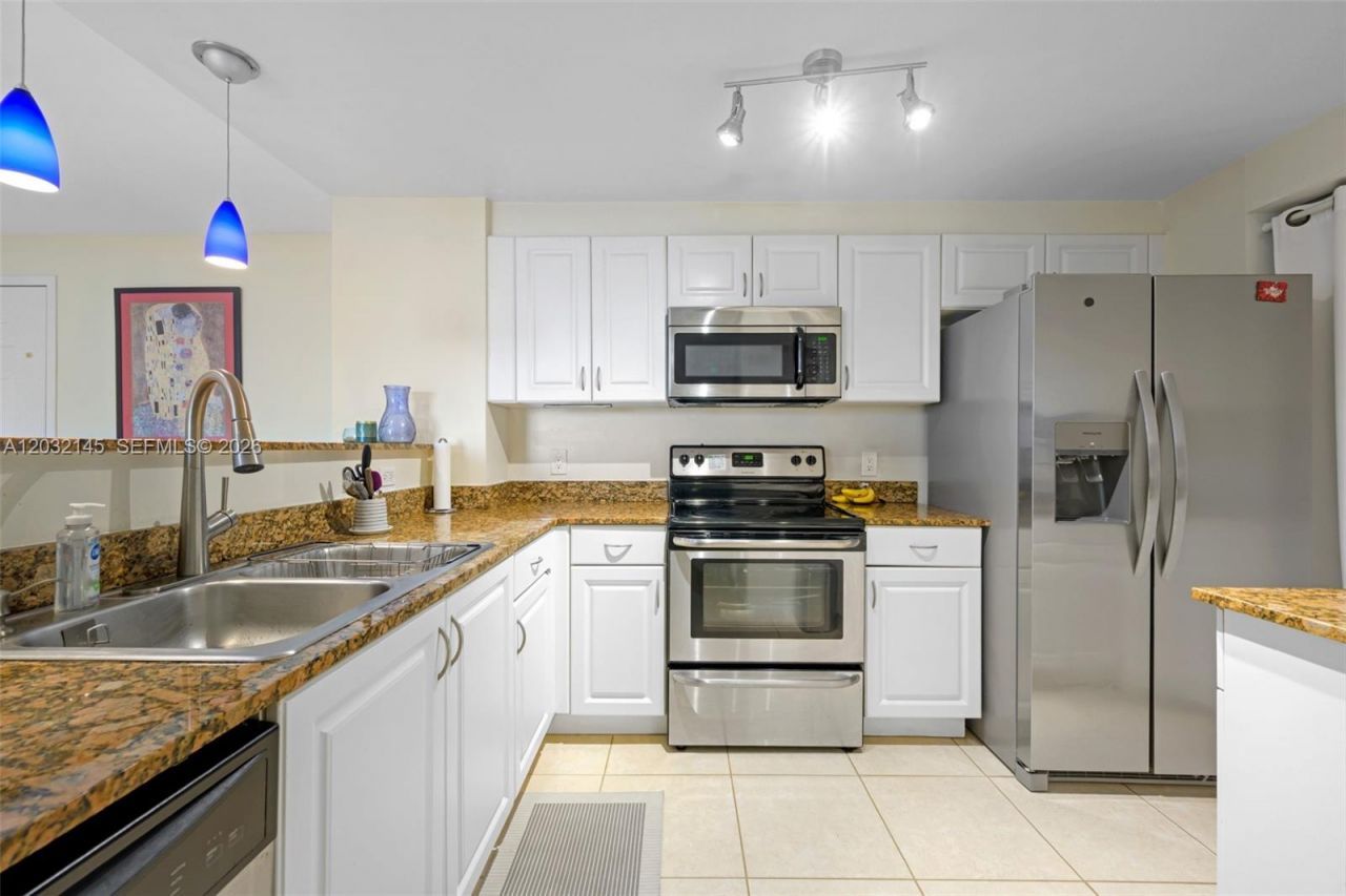 215 SW 42nd Ave, Unit 708, Miami, FL 33134 Photo