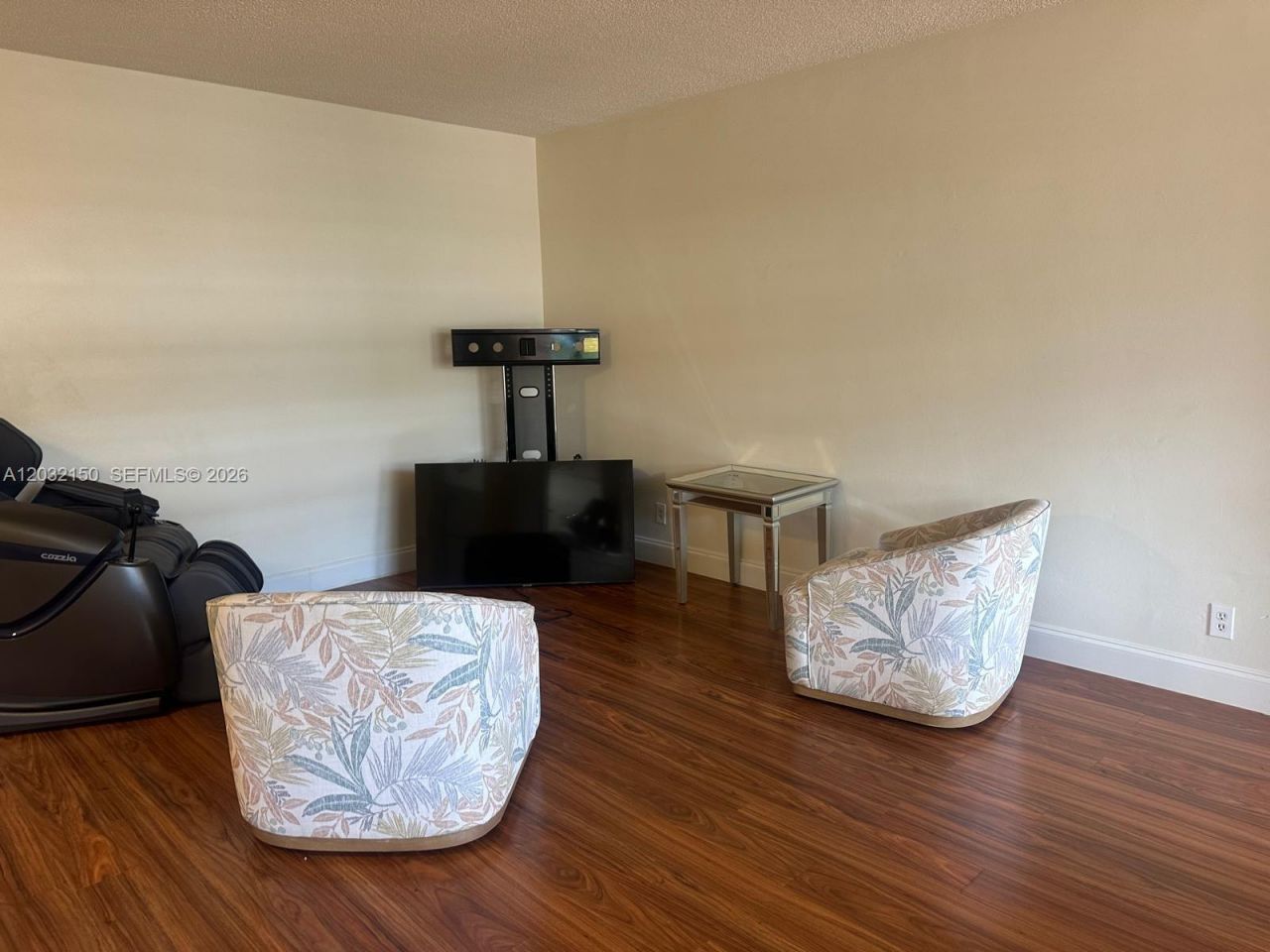 160 NE 8th Ave , Unit 25A, Hallandale Beach, FL 33009 Photo