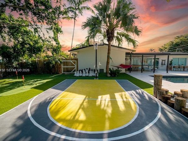 18800 Belmont Dr , Cutler Bay, FL 33157