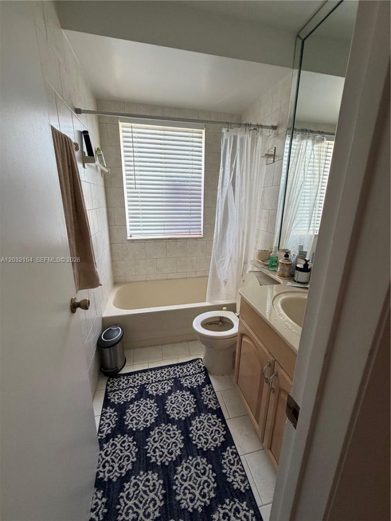 8532 SW 211th Ter , Cutler Bay, FL 33189 Photo