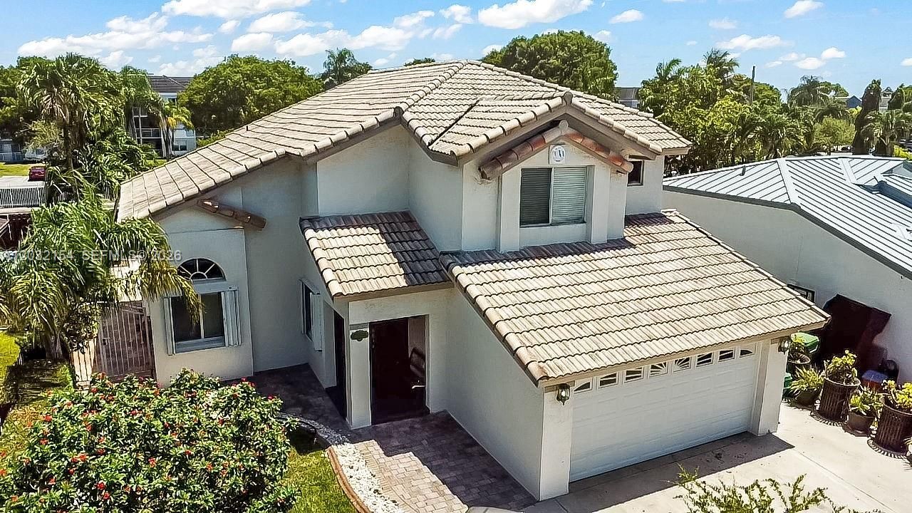 8532 SW 211th Ter , Cutler Bay, FL 33189 Photo