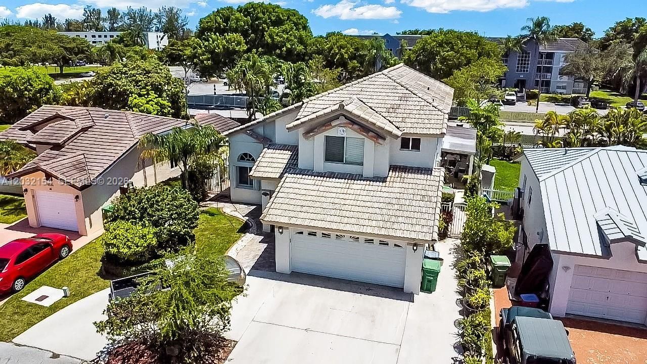 8532 SW 211th Ter , Cutler Bay, FL 33189 Photo