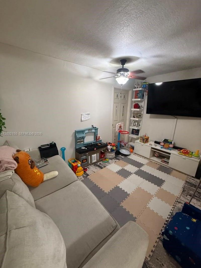 6081 W 24th Ave , Unit 102, Hialeah, FL 33016 Photo