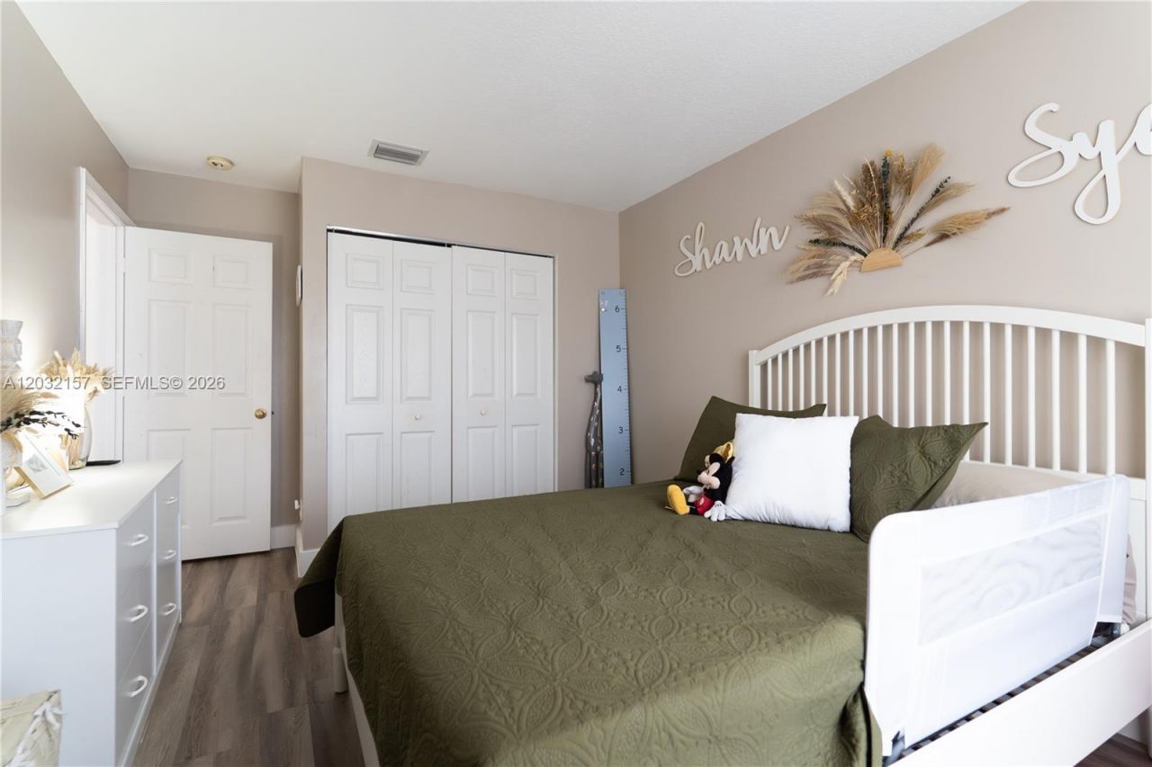 7907 N Silverado Cir , Davie, FL 33024 Photo