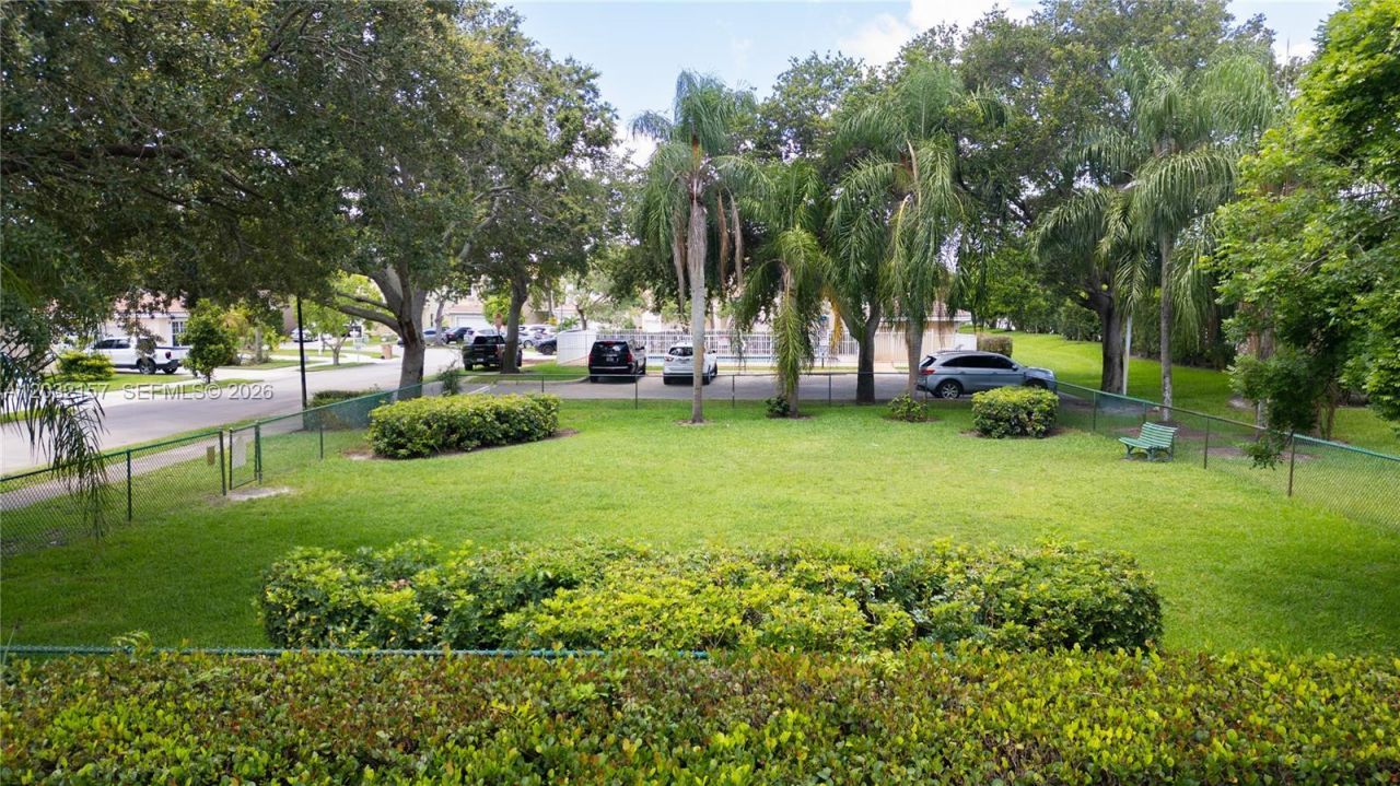 7907 N Silverado Cir , Davie, FL 33024 Photo