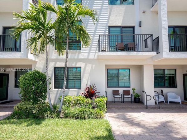 4640 NW 84th Ave , Unit 12, Doral, FL 33166