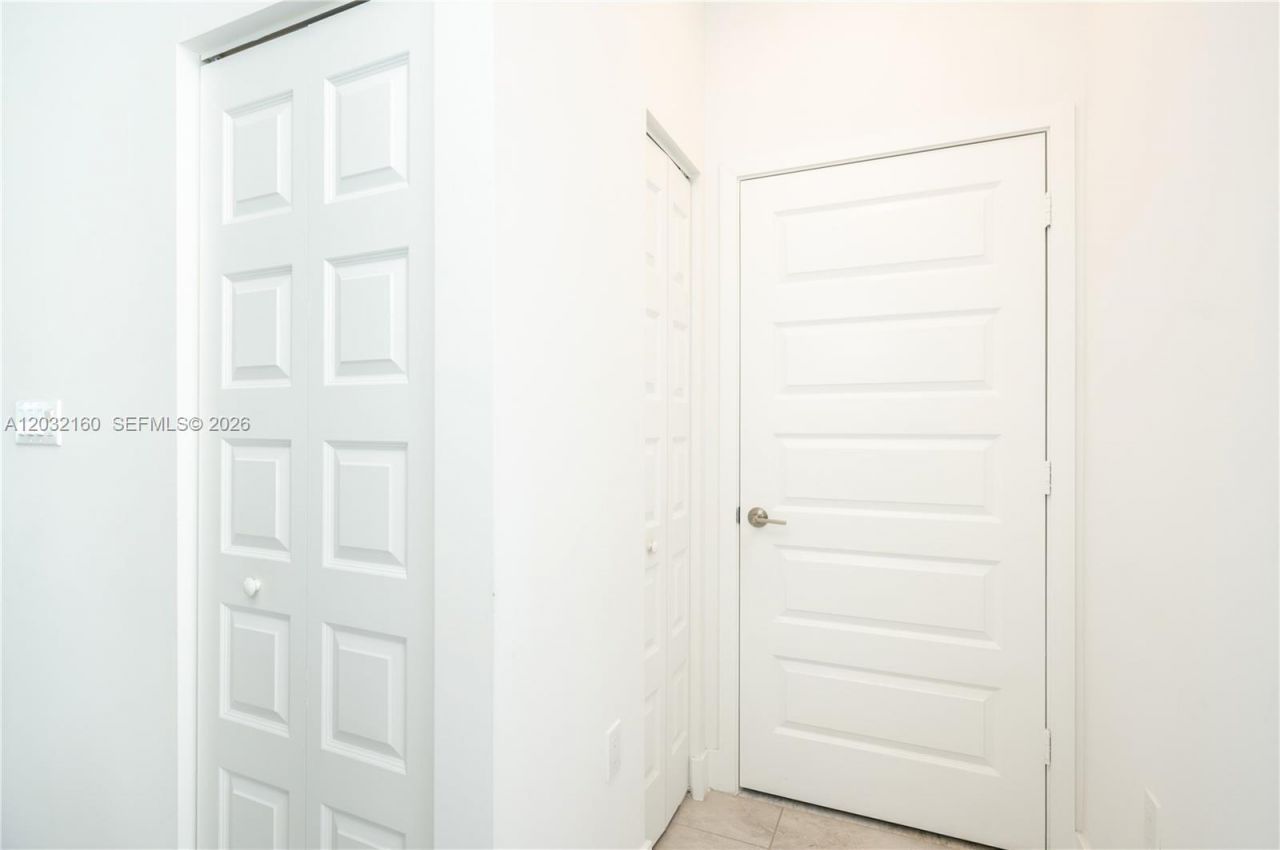 4640 NW 84th Ave , Unit 12, Doral, FL 33166 Photo