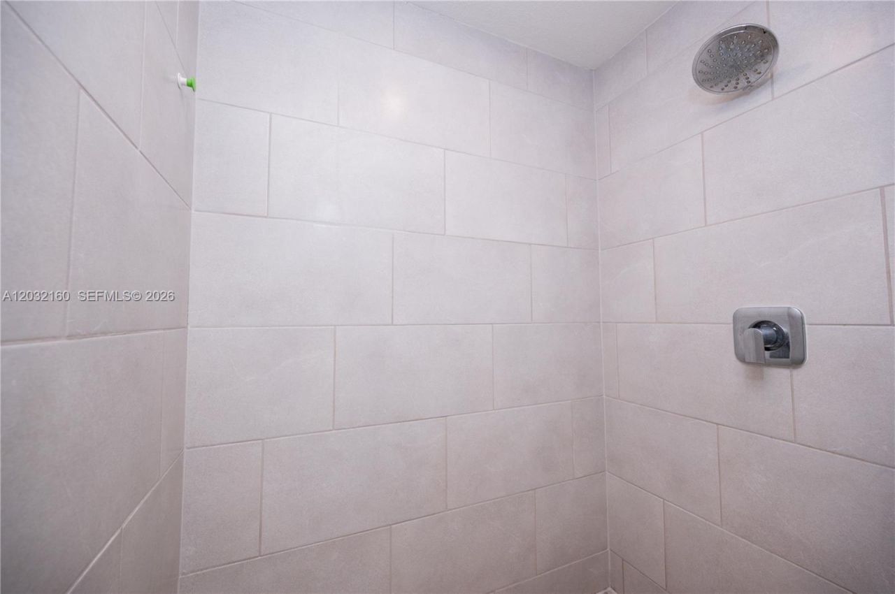 4640 NW 84th Ave , Unit 12, Doral, FL 33166 Photo
