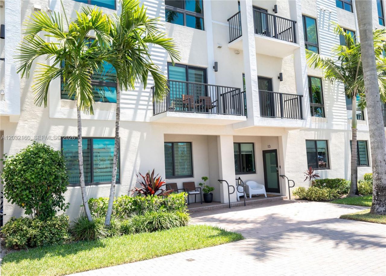 4640 NW 84th Ave , Unit 12, Doral, FL 33166 Photo