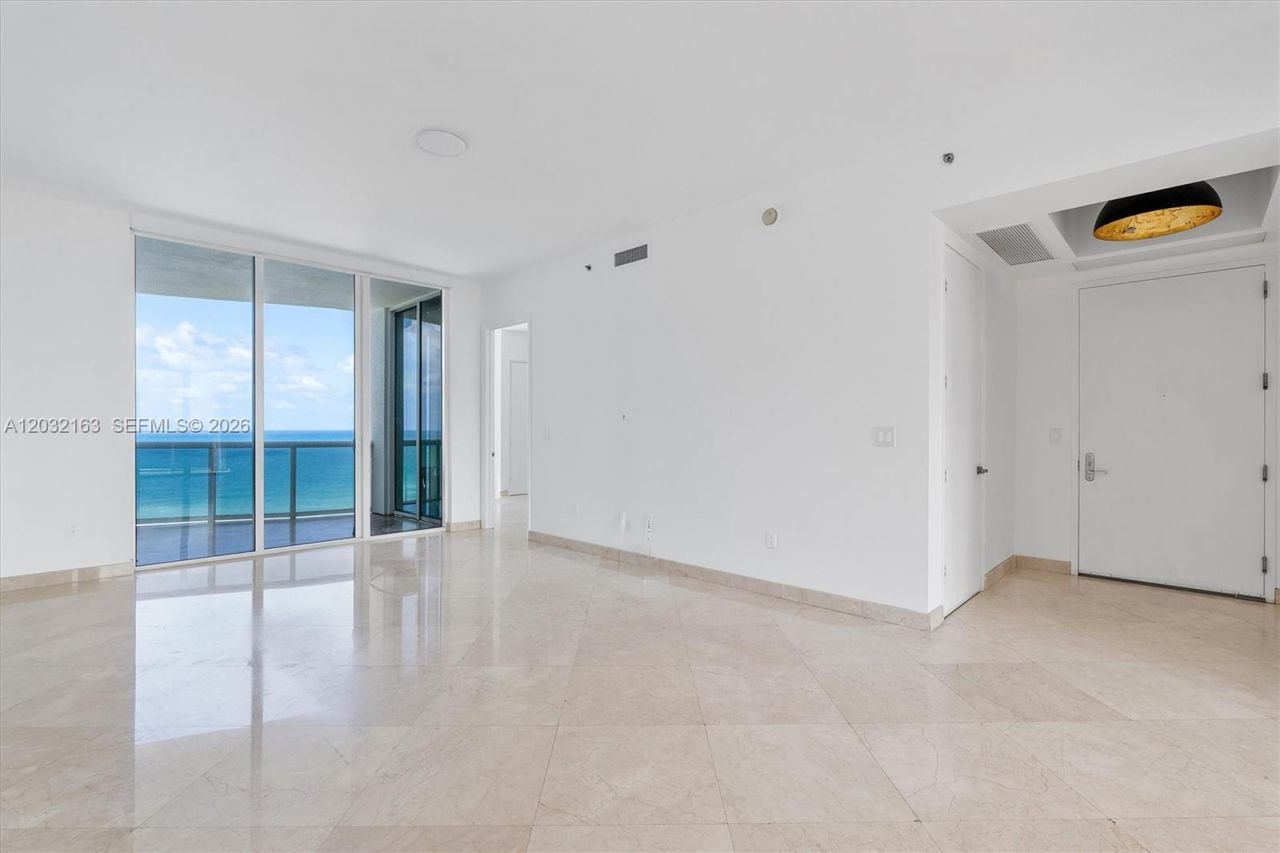 15901 Collins Ave, Unit 904, Sunny Isles Beach, FL 33160 Photo