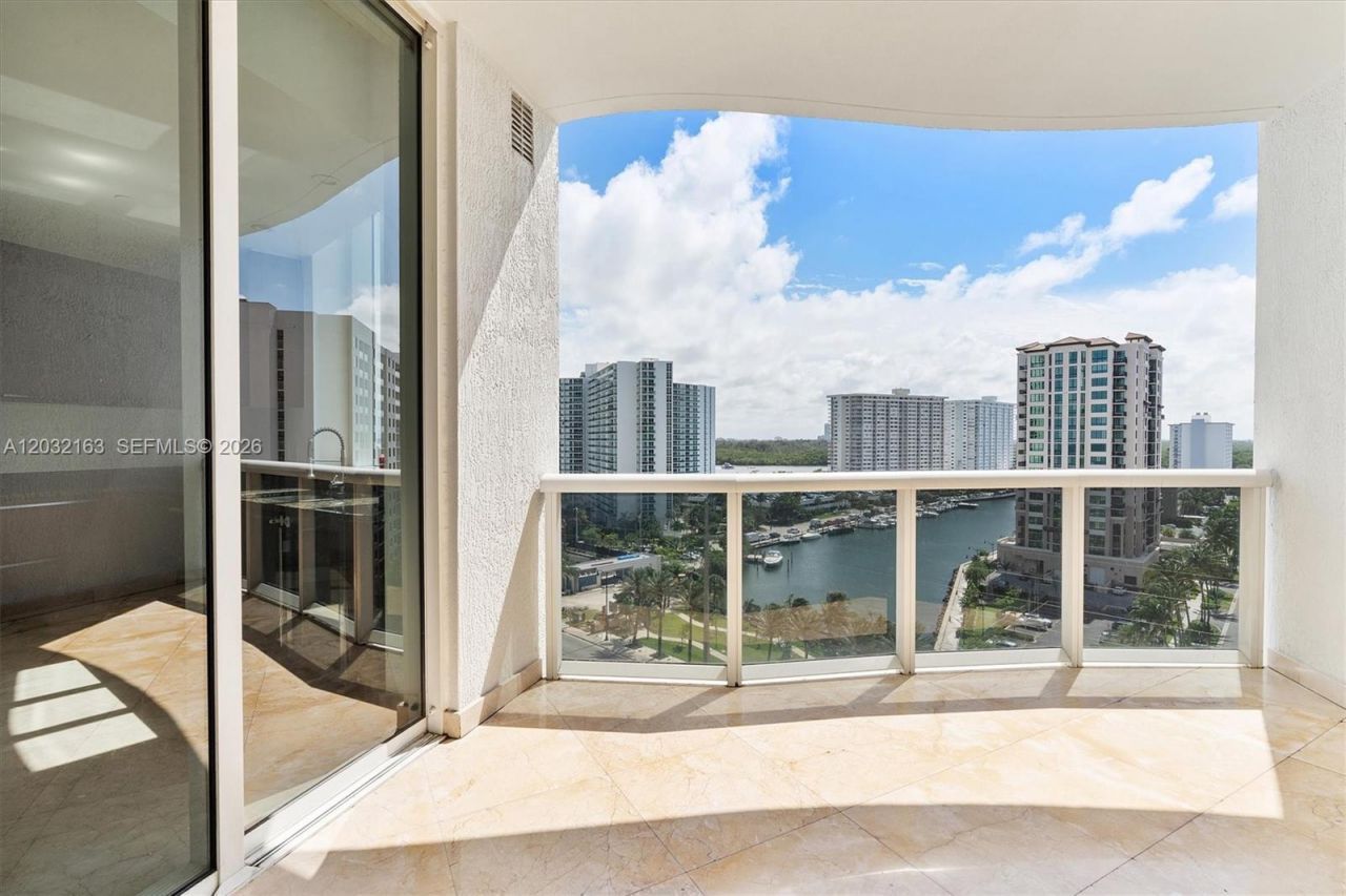 15901 Collins Ave, Unit 904, Sunny Isles Beach, FL 33160 Photo