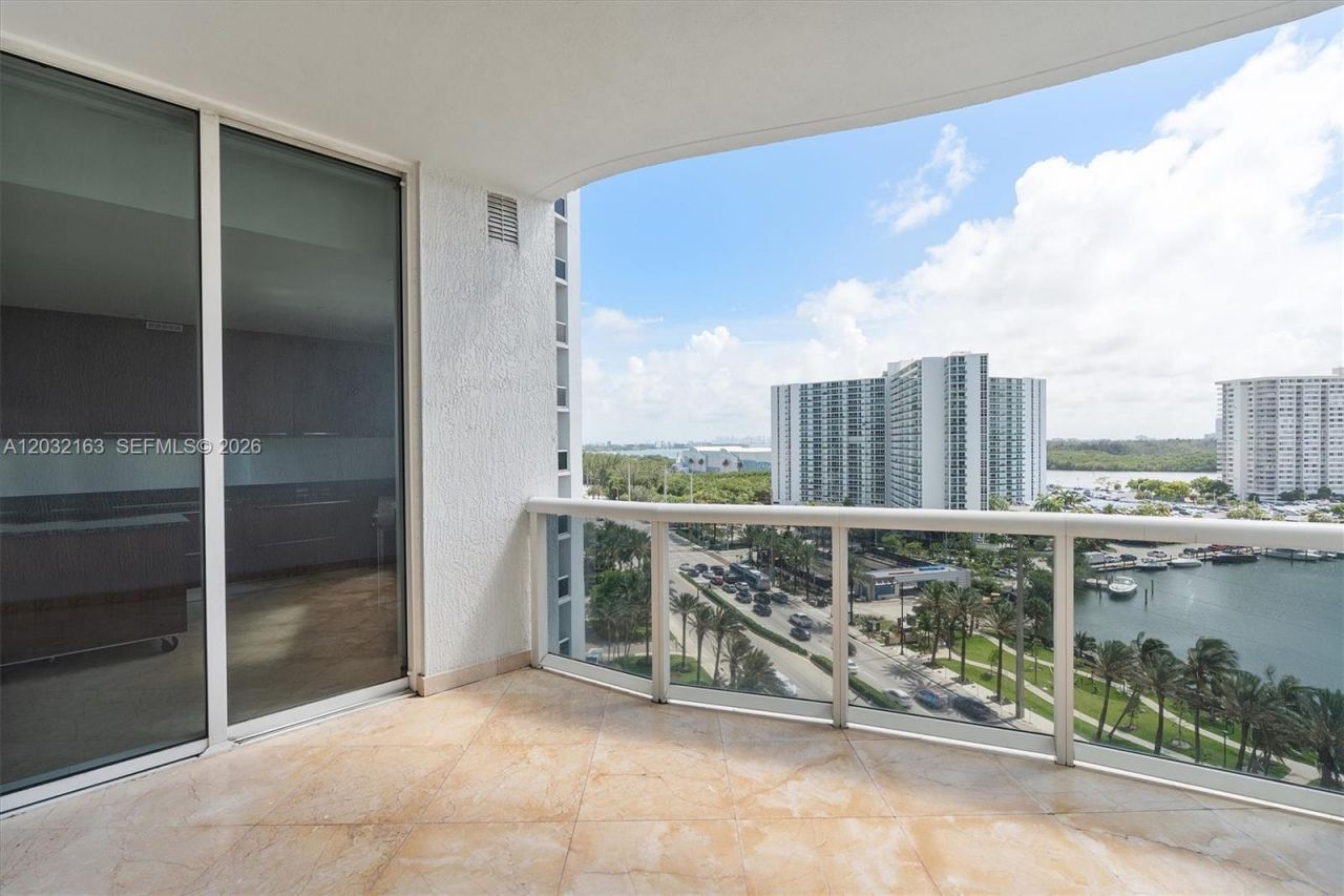 15901 Collins Ave, Unit 904, Sunny Isles Beach, FL 33160 Photo