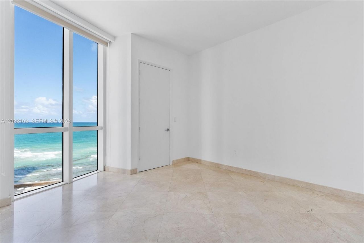 15901 Collins Ave, Unit 904, Sunny Isles Beach, FL 33160 Photo