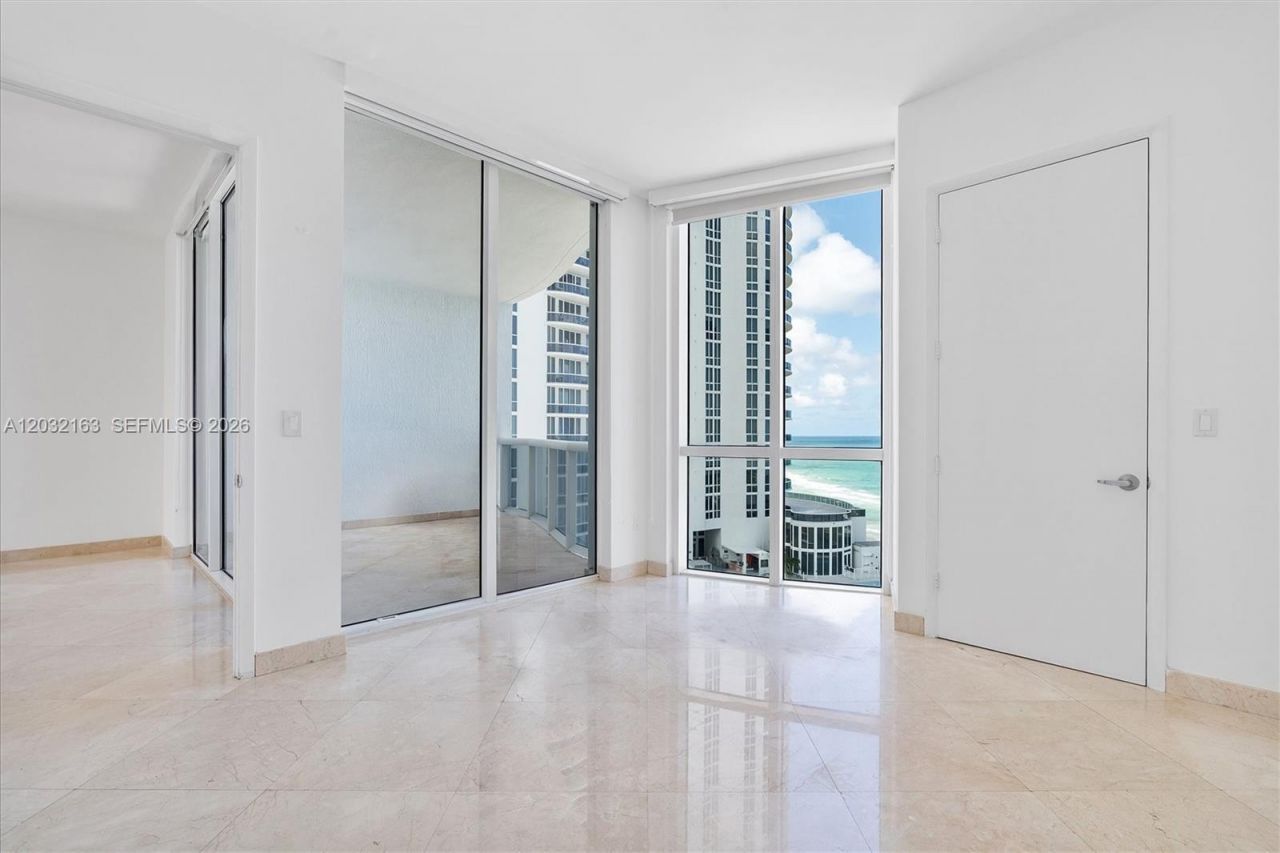 15901 Collins Ave, Unit 904, Sunny Isles Beach, FL 33160 Photo