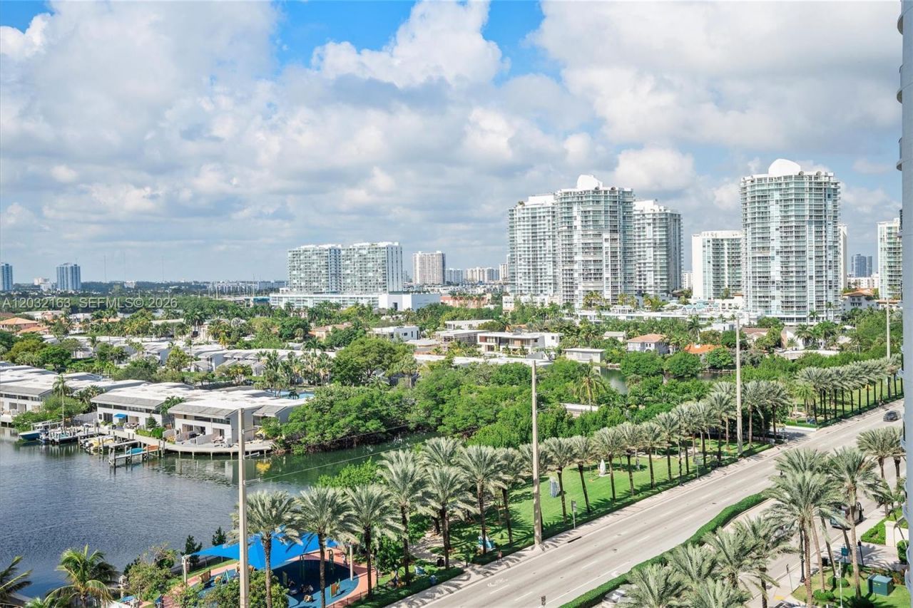 15901 Collins Ave, Unit 904, Sunny Isles Beach, FL 33160 Photo
