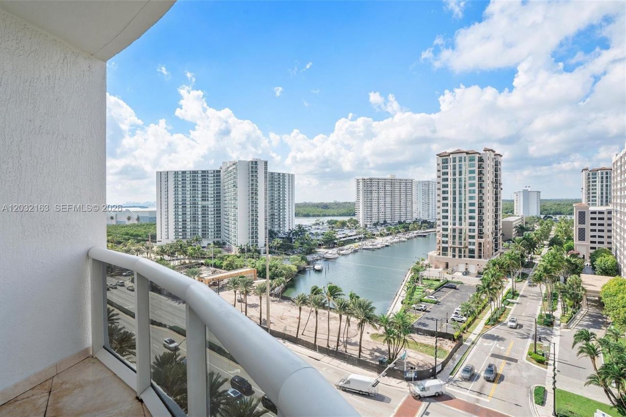 15901 Collins Ave, Unit 904, Sunny Isles Beach, FL 33160 Photo