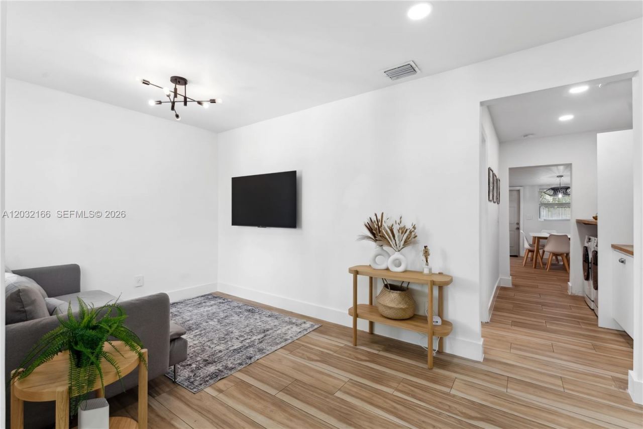 1480 NE 117th St , Unit 1480, Miami, FL 33161 Photo