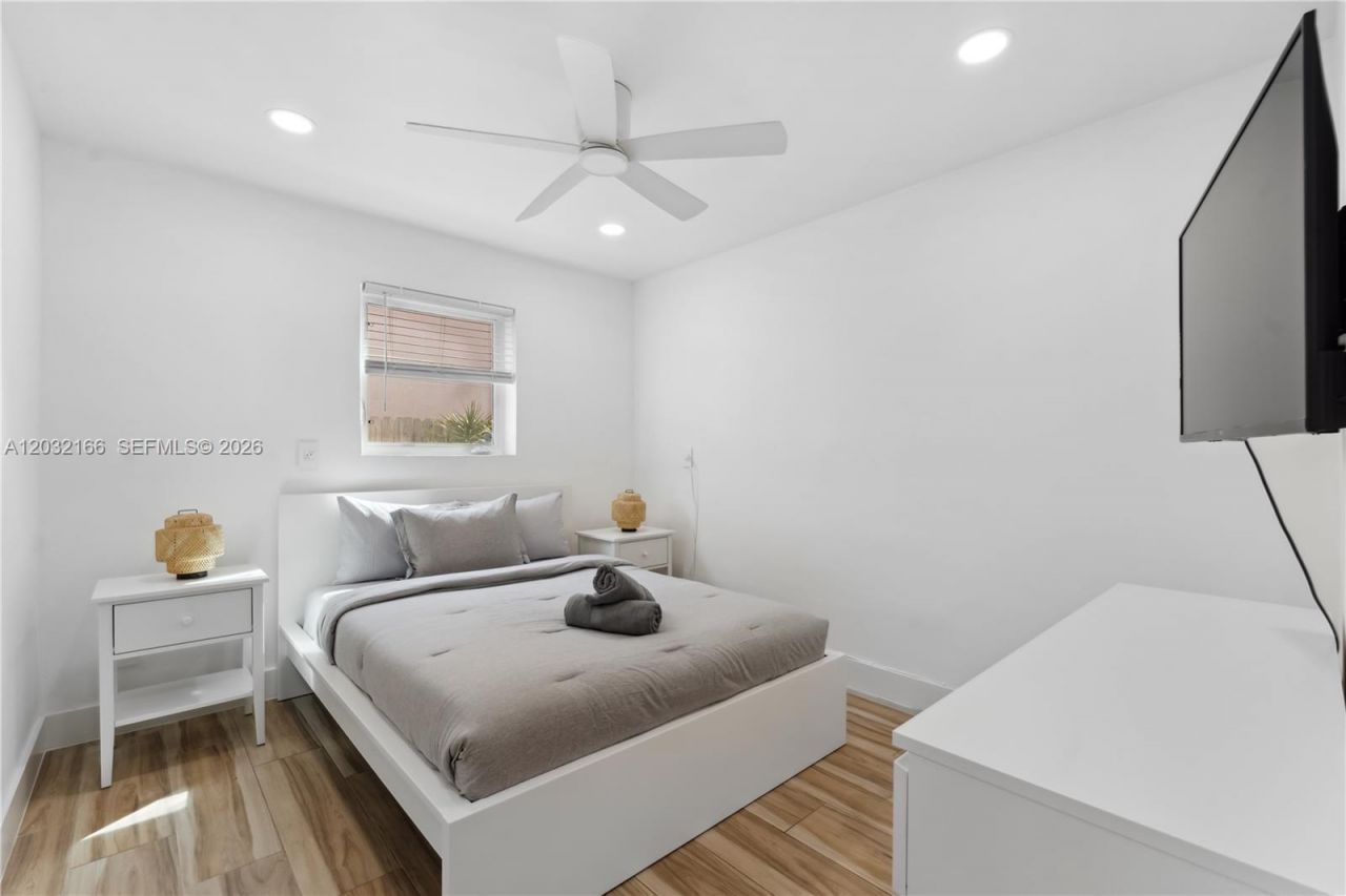 1480 NE 117th St , Unit 1480, Miami, FL 33161 Photo