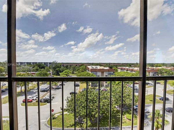 4174 Inverrary Dr , Unit 805, Lauderhill, FL 33319