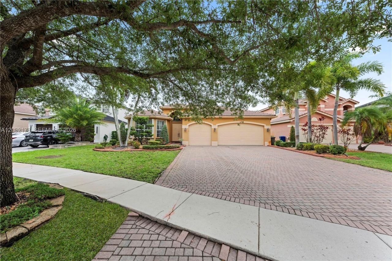 5431 SW 184th Way , Miramar, FL 33029 Photo